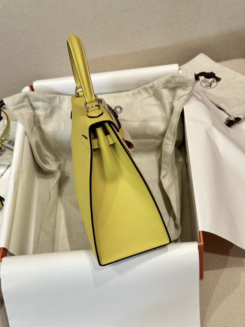 Hermès Kelly 25 Epsom Jaune de Naples Silver Hardware - Image 6