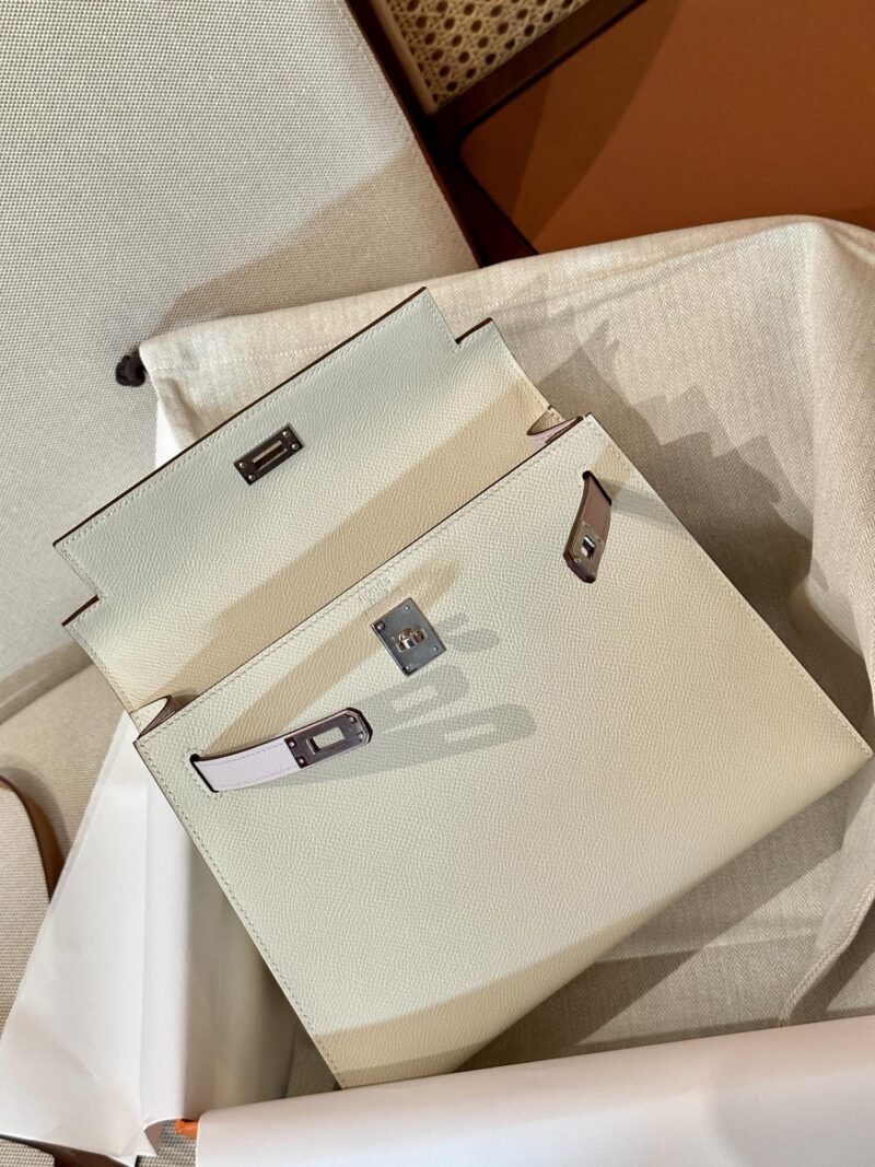 Hermès Kelly 25 Epsom Craie, Mauve Pale Silver Hardware - Image 6