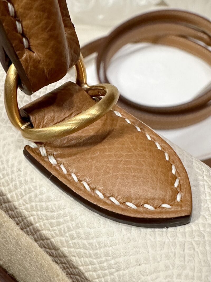 Hermès Kelly 25 Epsom Nata, Gold Gold Hardware - Image 17