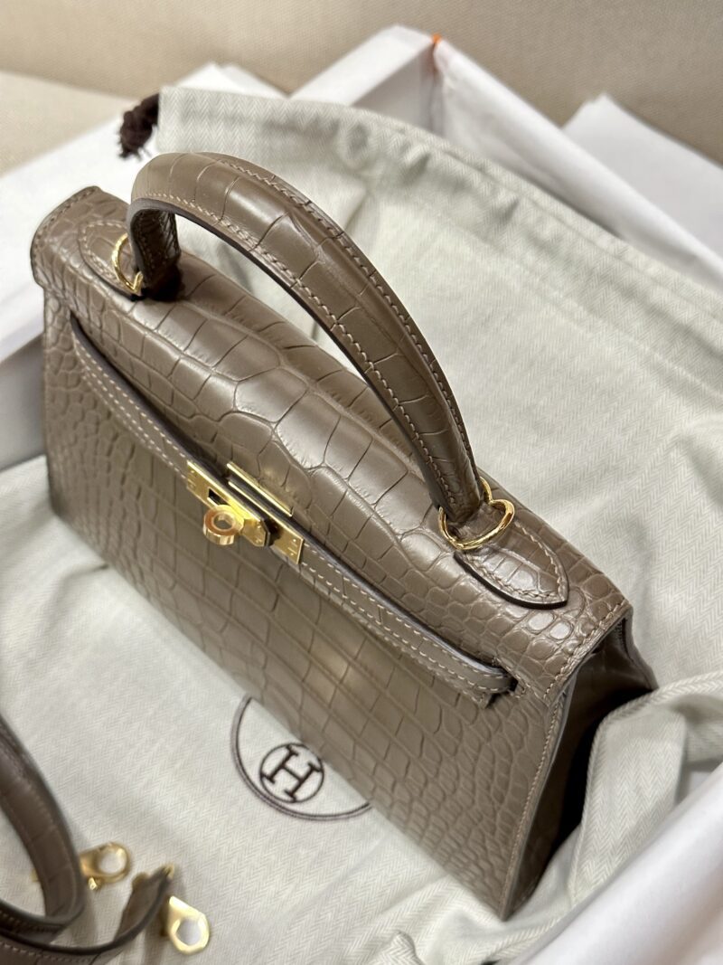 Hermès Kelly 25 Matte Alligator Origan Gold Hardware - Image 4