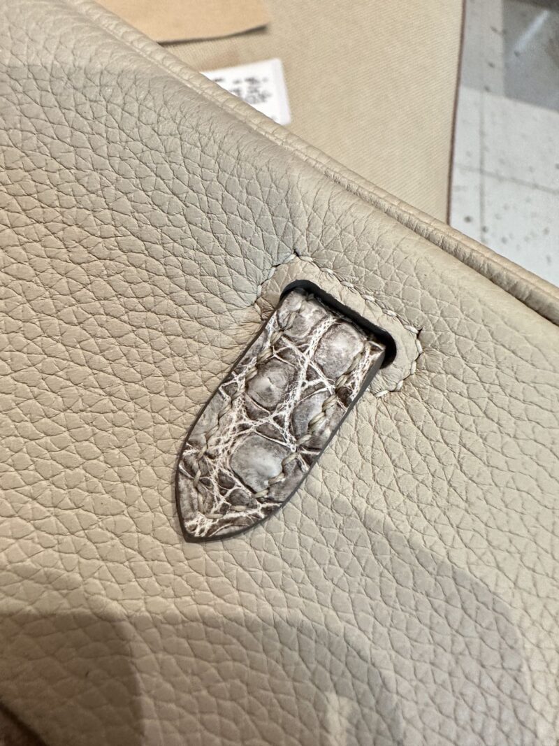 Hermès Birkin 25 Himalaya, Craie Crocodile, Togo Palladium Hardware - Image 10