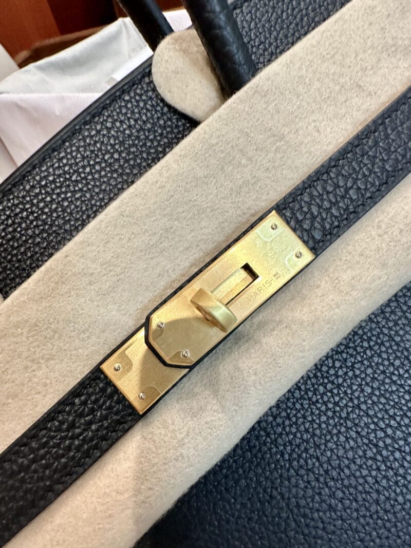 Hermès Birkin 30 Noir, Gold Togo Gold Hardware - Image 14