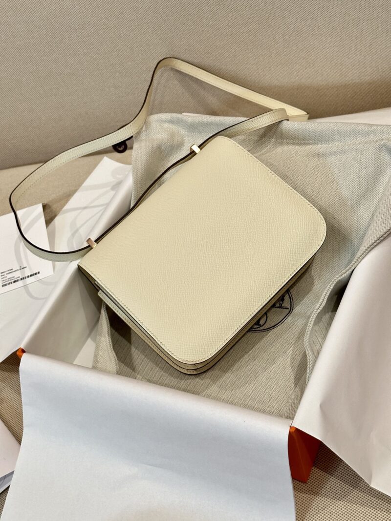 Hermès Constance 19 Nata, Rose Gold Epsom Gold Hardware - Image 2