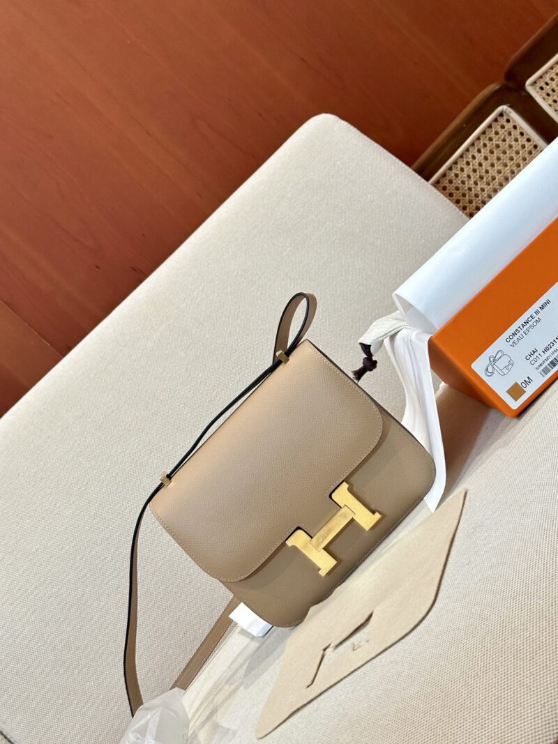 Hermès Constance 19 Chai, Gold Epsom Gold Hardware