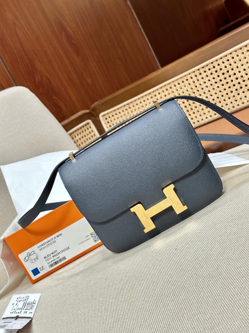 Hermès Constance 18 Blue Nuit Epsom Gold Hardware - Image 3