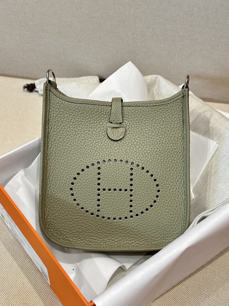 Hermès Mini Evelyne16 Clemence Sauge Silver Hardware - Image 2