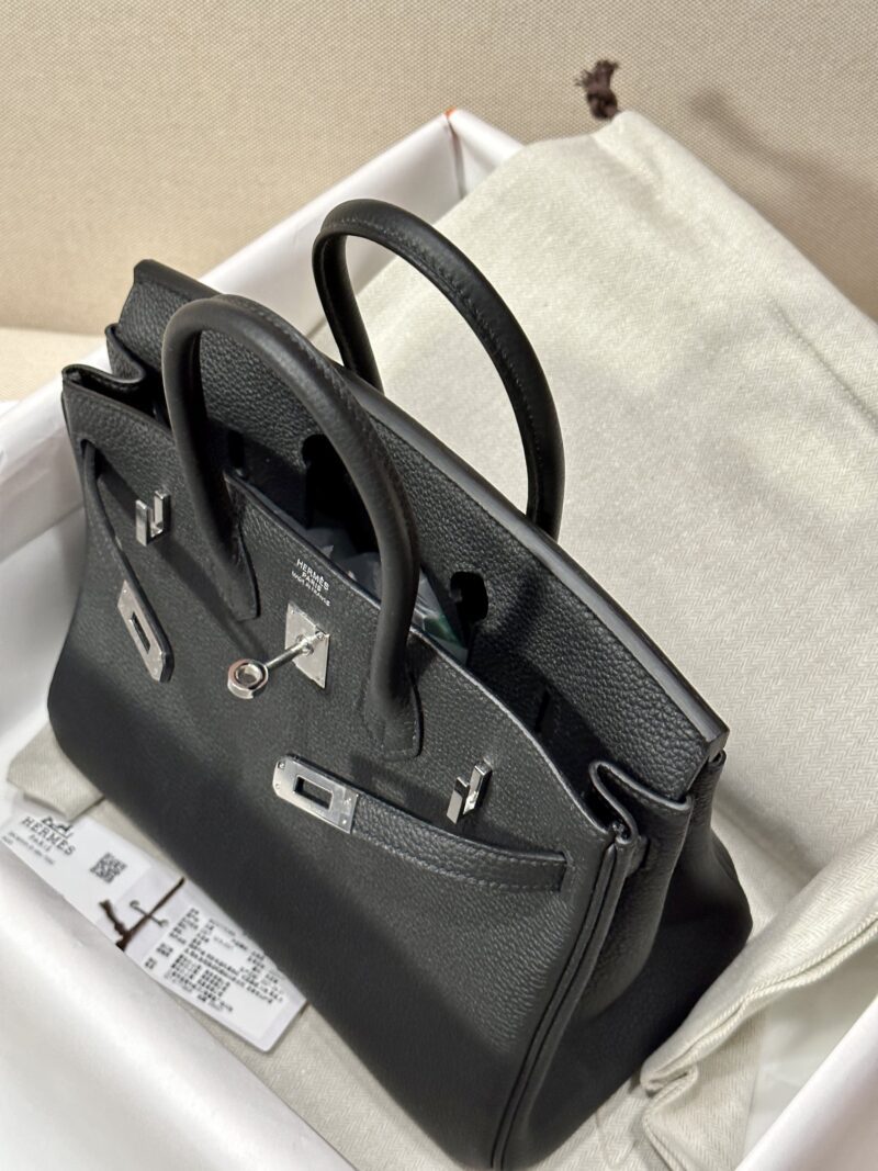 Hermès Birkin 25 Noir Togo Palladium Hardware - Image 2