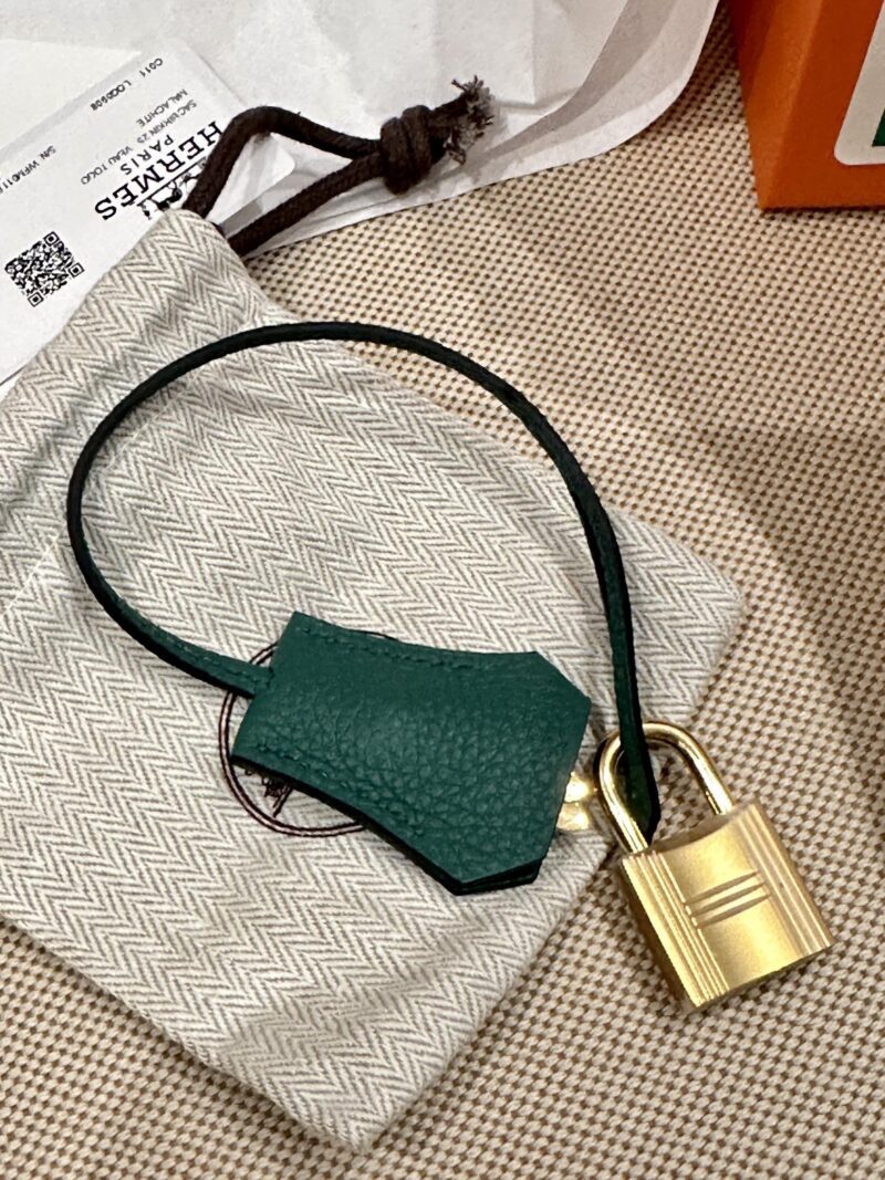 Hermès Birkin 25 Malachite, Gold Togo Gold Hardware - Image 9