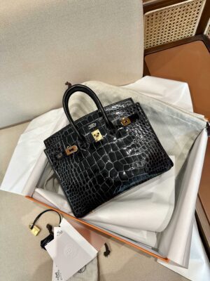 Hermès Birkin 25 Noir, Gold Shiny Crocodile Gold Hardware