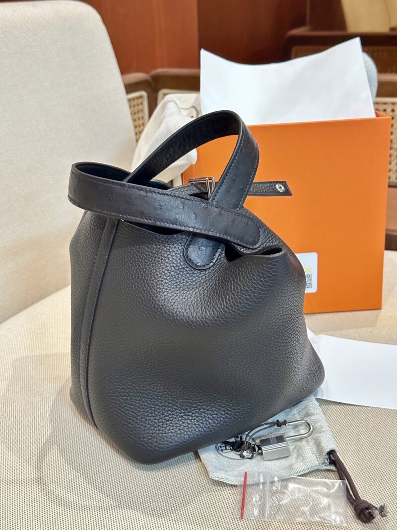 Hermès Picotin Touch 18 Taurillon Clemence & Ostrich Noir Silver Hardware - Image 3