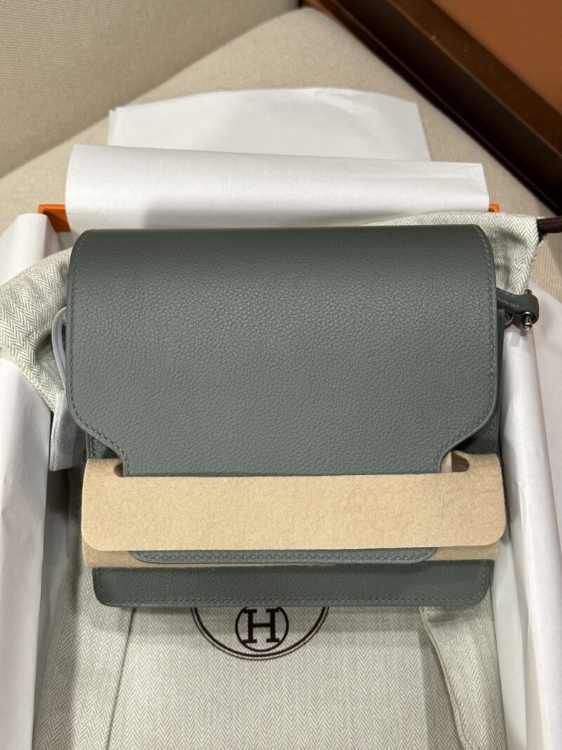 Hermès Roulis 19 Evercolor Vert Amande Silver Hardware - Image 5