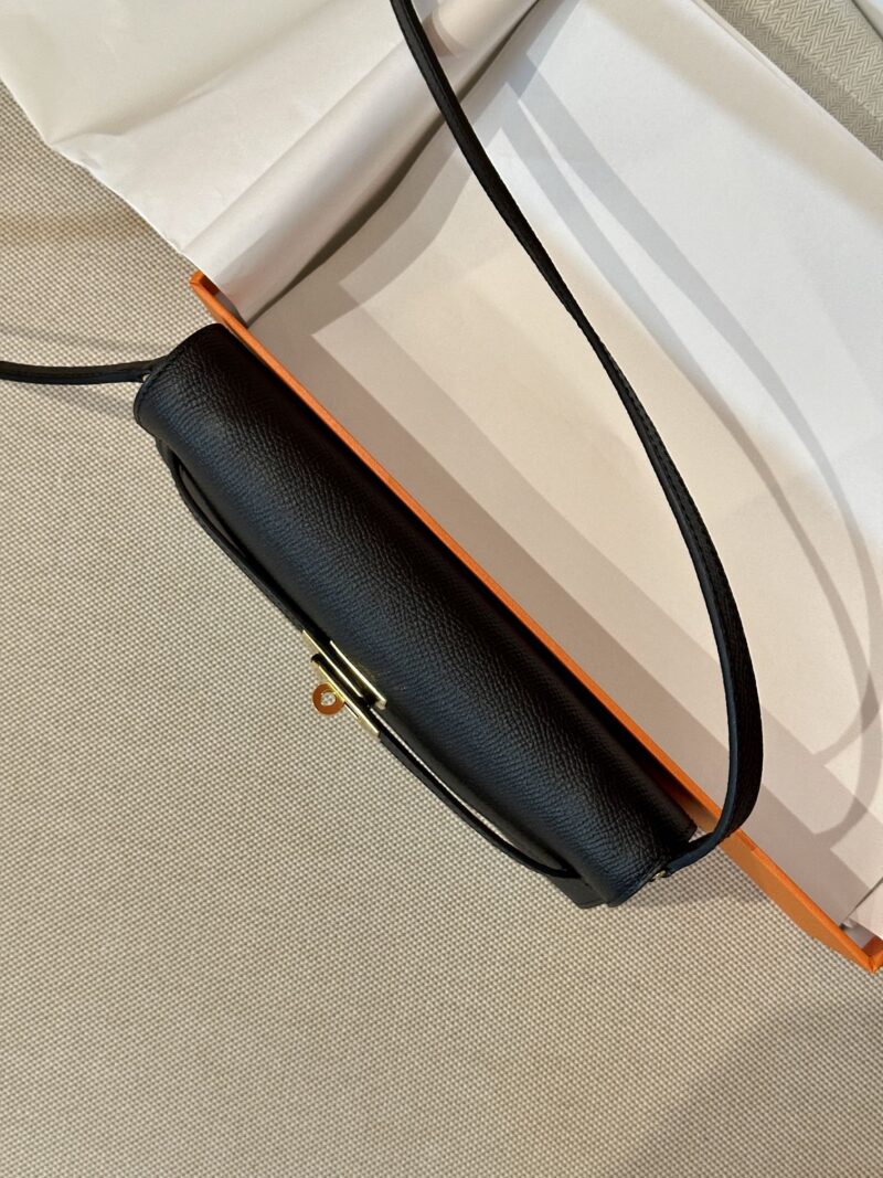 Hermès Kelly To Go Epsom Noir Gold Hardware - Image 7