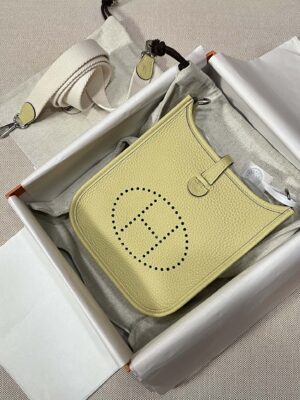 Hermès Mini Evelyne 16 Taurillon Clemence Jaune Poussin Silver Hardware