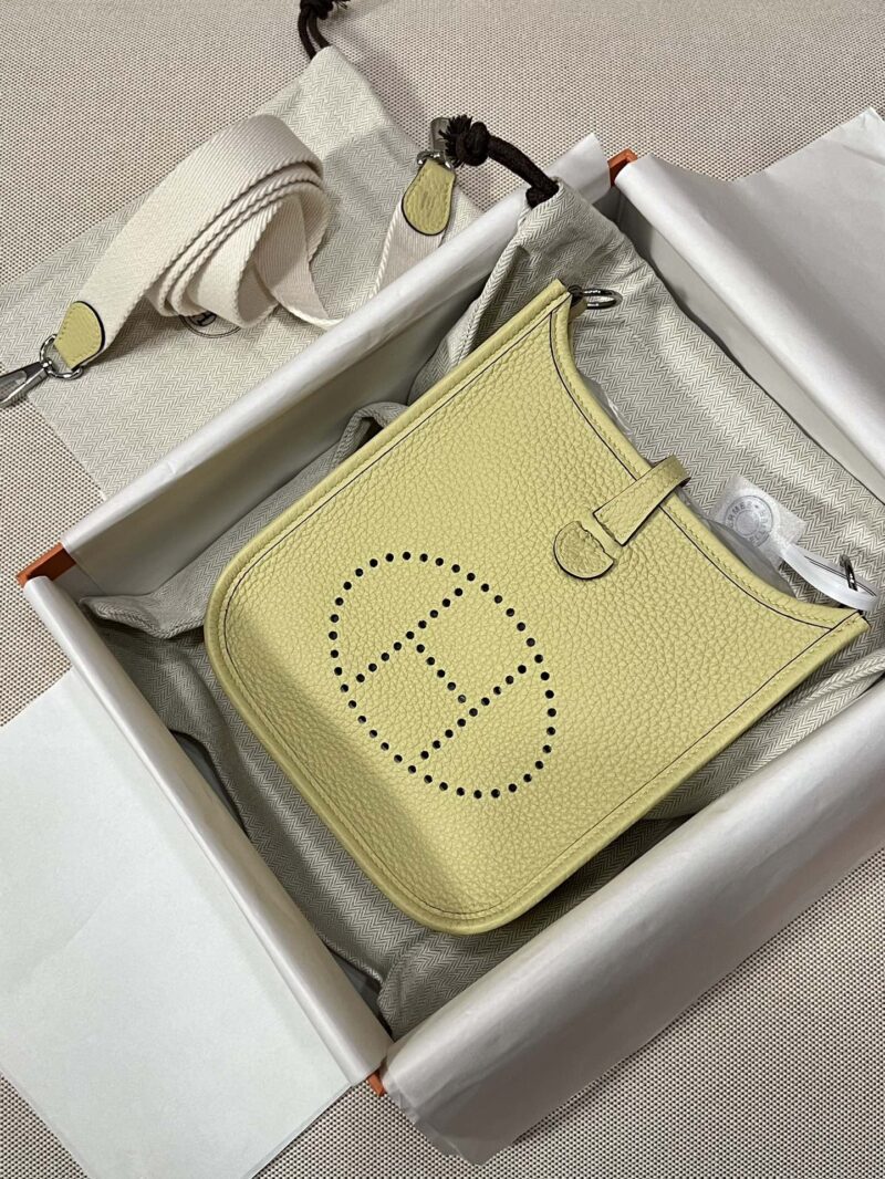 Hermès Mini Evelyne 16 Taurillon Clemence Jaune Poussin Silver Hardware