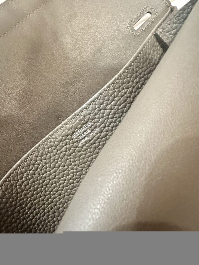 Hermès Halzan 25 Taurillon Clemence & Swift Etain Silver Hardware - Image 7