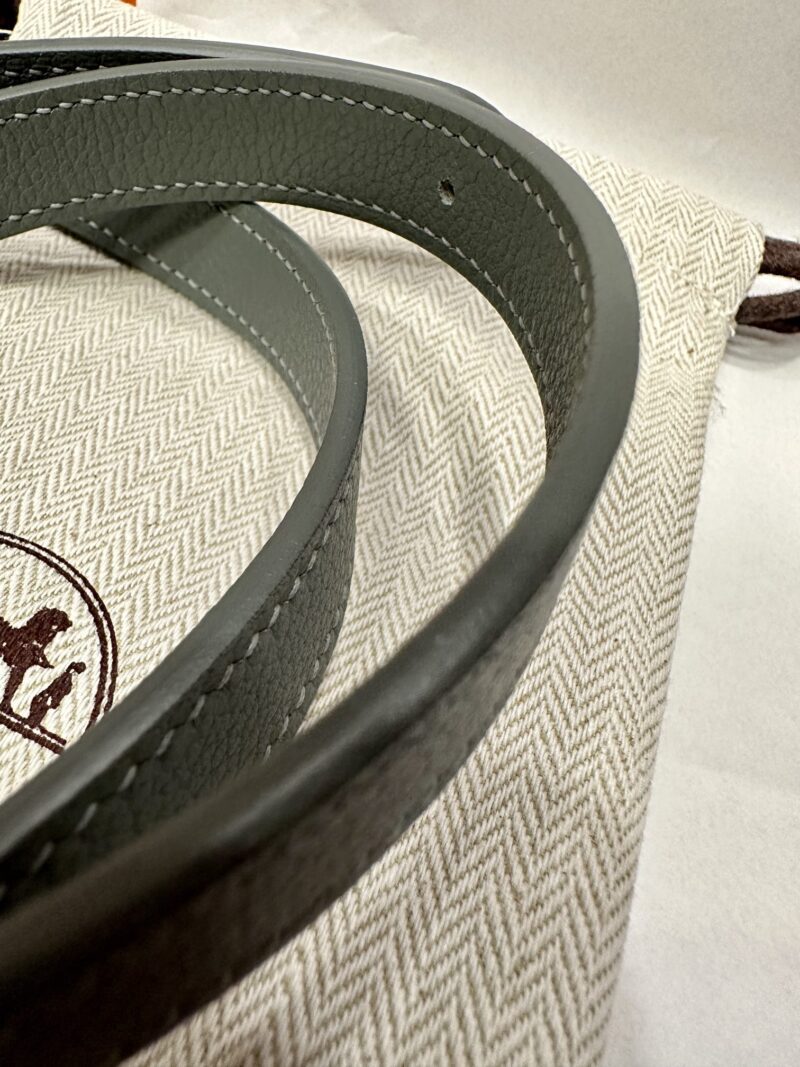 Hermès Halzan 31 Evercolor Vert Amande Gold Hardware - Image 8