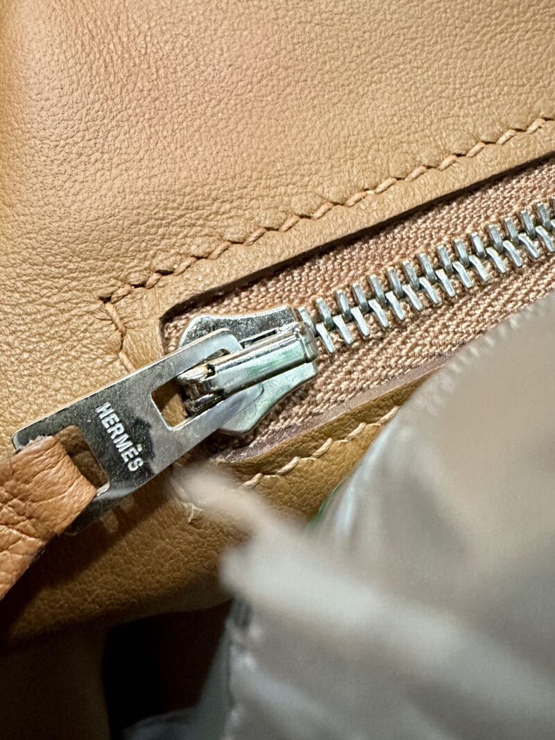 Hermès Mini Kelly 2424 Evercolor & Swift Gold Silver Hardware - Image 7