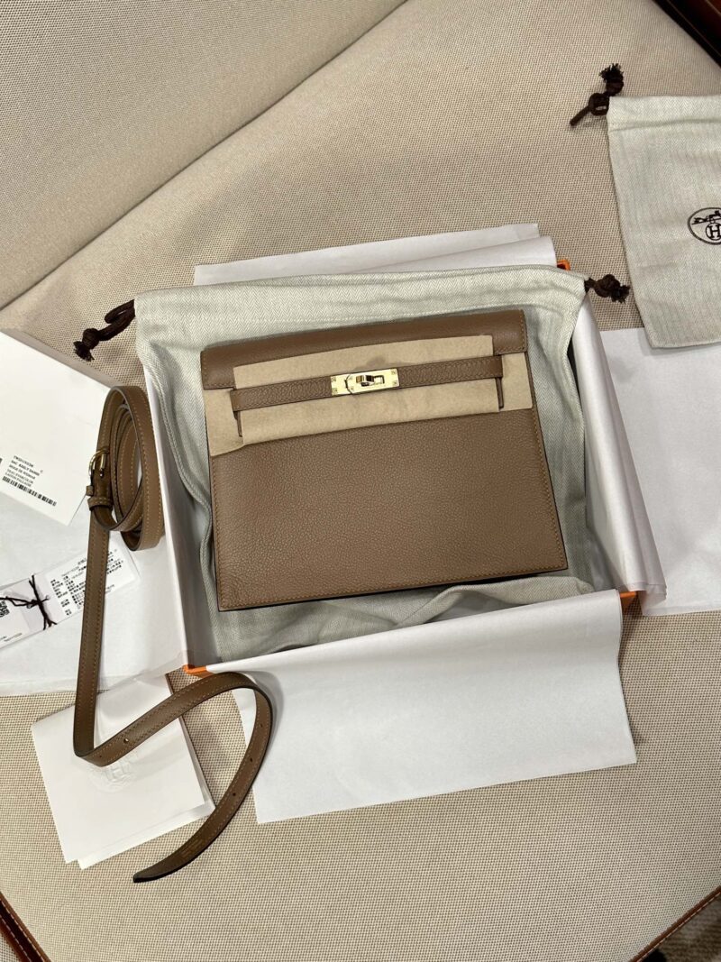 Hermès Kelly Danse 22 Evercolor Beige Weimer Gold Hardware