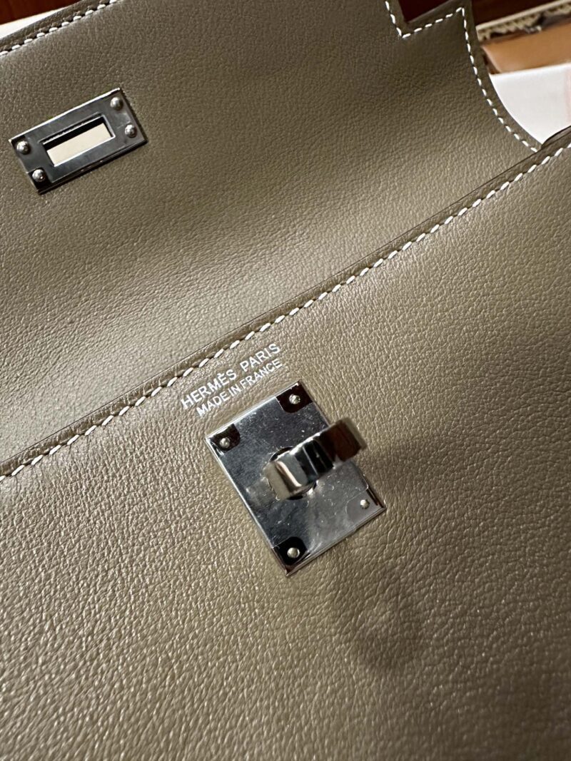 Hermès Kelly Danse 22 Swift Etoupe Silver Hardware - Image 7