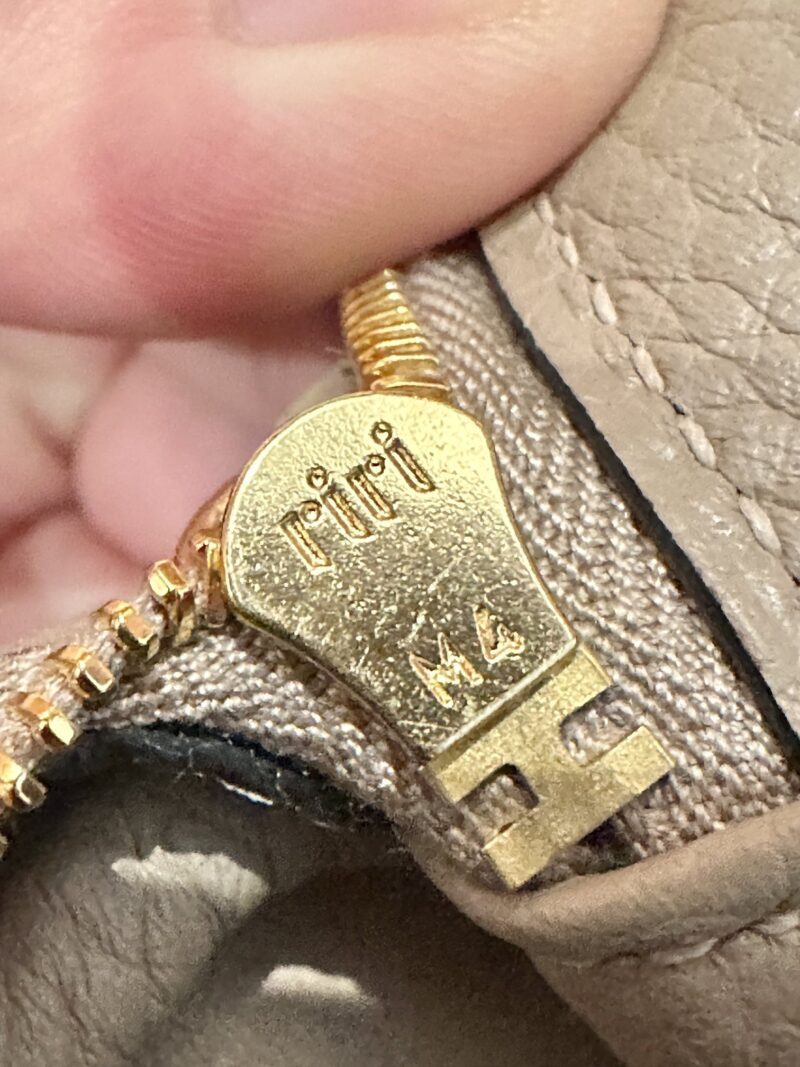 Hermès Lindy 26 Clemence Gris Tourterelle Gold Hardware - Image 12
