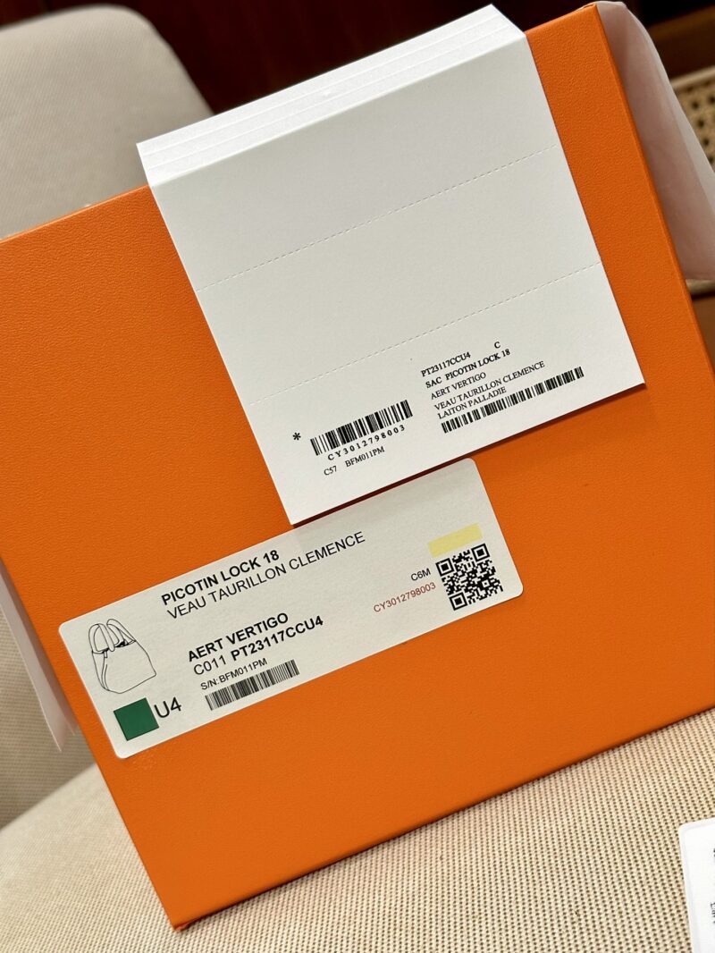 Hermès Picotin 18 Taurillon Clemence Vert Vertigo Gold Hardware - Image 9