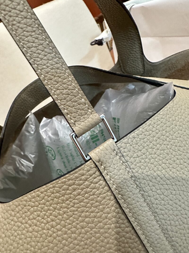 Hermès Picotin 22 Taurillon Clemence Beige Marfa Silver Hardware - Image 9