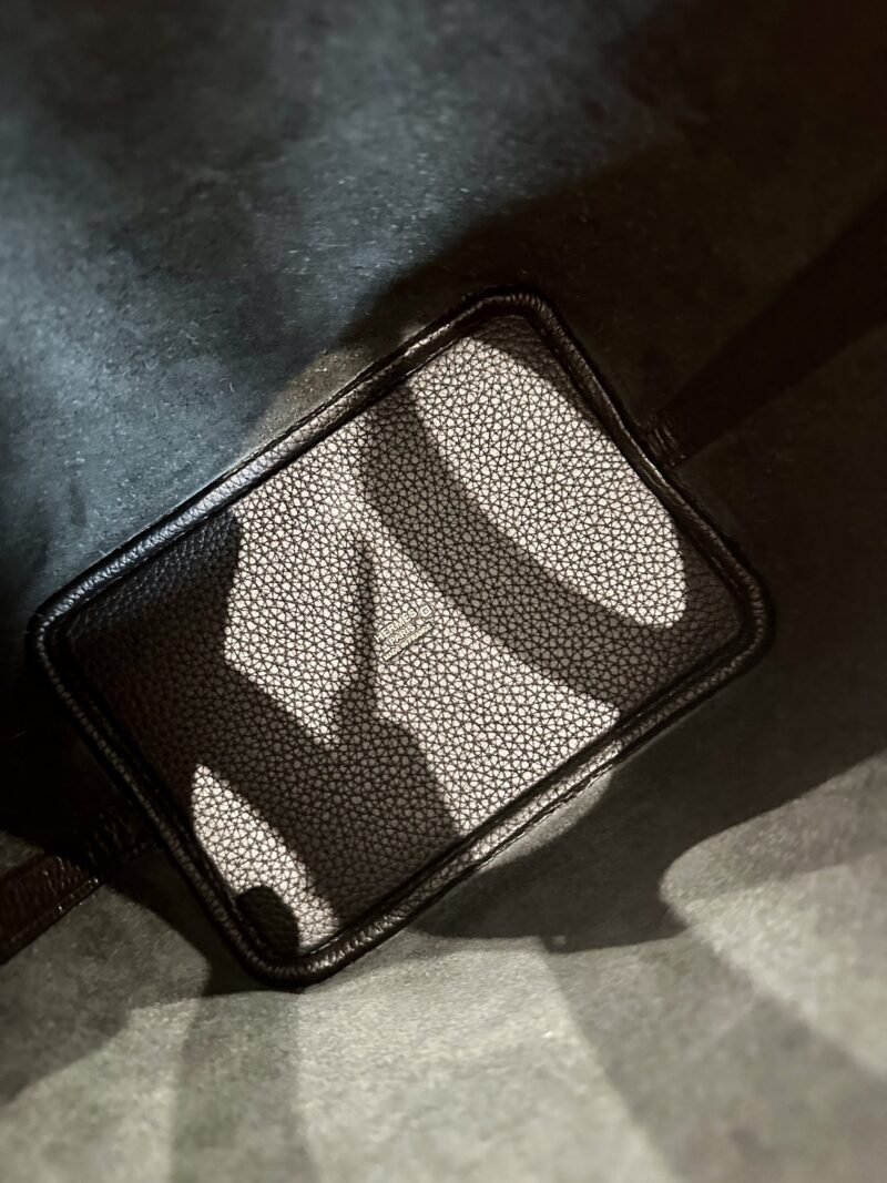 Hermès Picotin Touch 18 Taurillon Clemence & Matte Alligator Noir Gold Hardware - Image 6