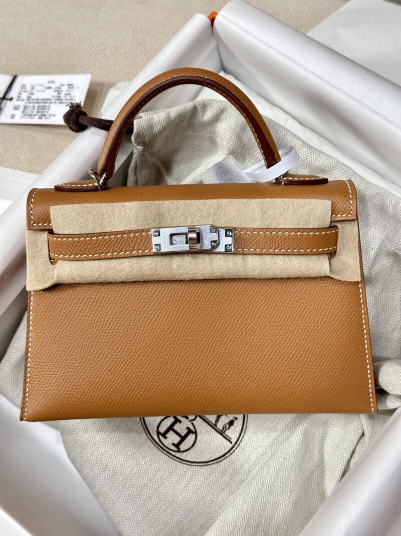 Hermès Mini Kelly 19 Epsom Gold Gold Hardware - Image 2