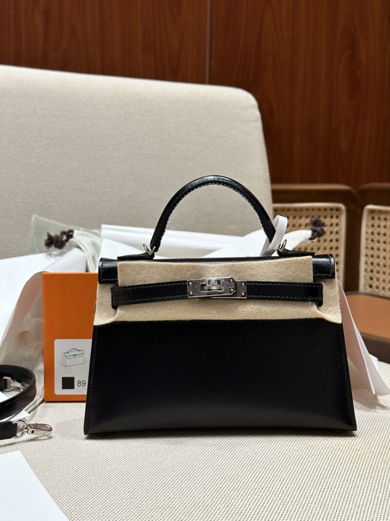 Hermès Mini Kelly Box Noir Silver Hardware - Image 3