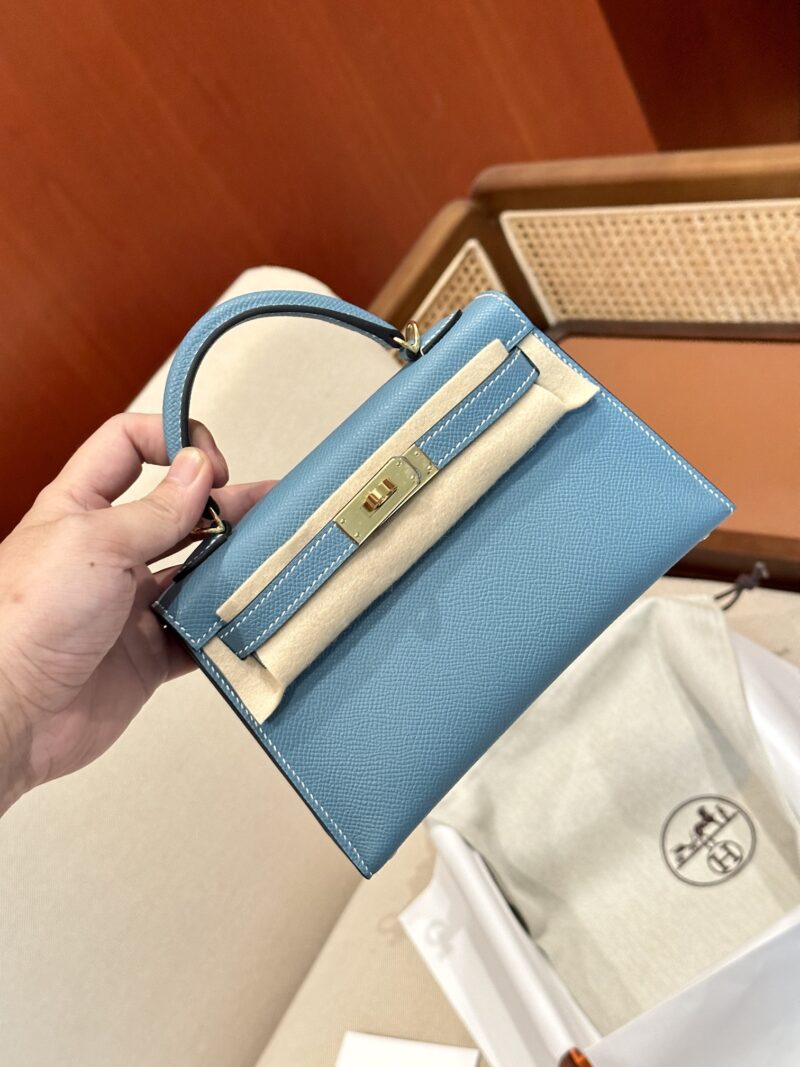 Hermès Mini Kelly 19 Epsom New Blue Jean Gold Hardware - Image 2