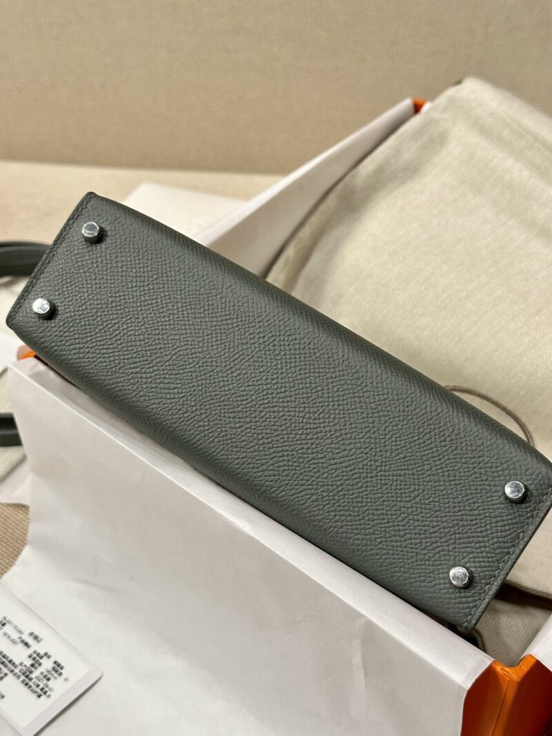 Hermès Mini Kelly Epsom Vert Amande Silver Hardware - Image 6
