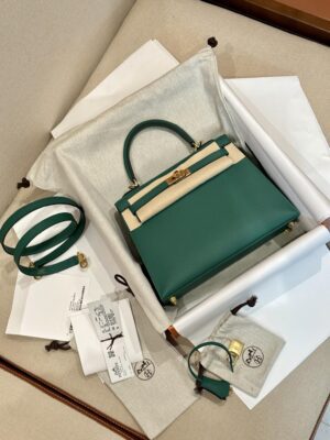 Hermès Kelly 25 Epsom Vert Gold Hardware