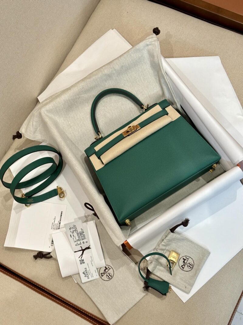 Hermès Kelly 25 Epsom Vert Gold Hardware