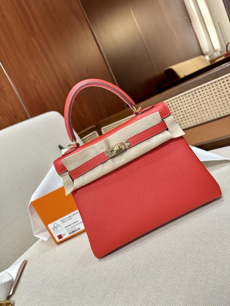 Hermès Kelly 25 Togo Rouge Coeur Gold Hardware - Image 2