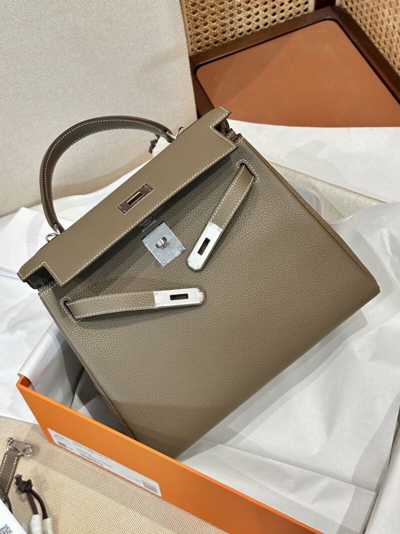 Hermès Kelly 28 Togo Etoupe, Silver Silver Hardware - Image 8