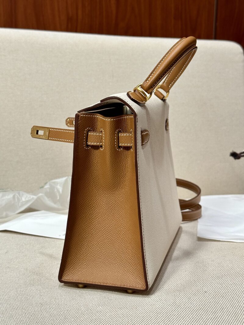 Hermès Kelly 25 Epsom Nata, Gold Gold Hardware - Image 4