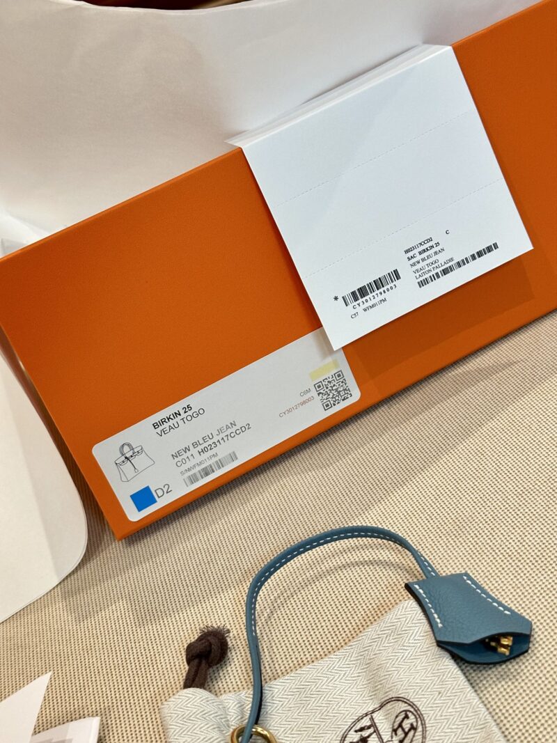 Hermès Birkin 25 Blue Jean, Gold Togo Gold Hardware - Image 9