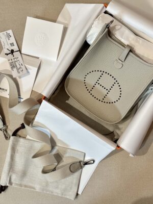 Hermès Mini Evelyne 16 Clemence Beton Silver Hardware