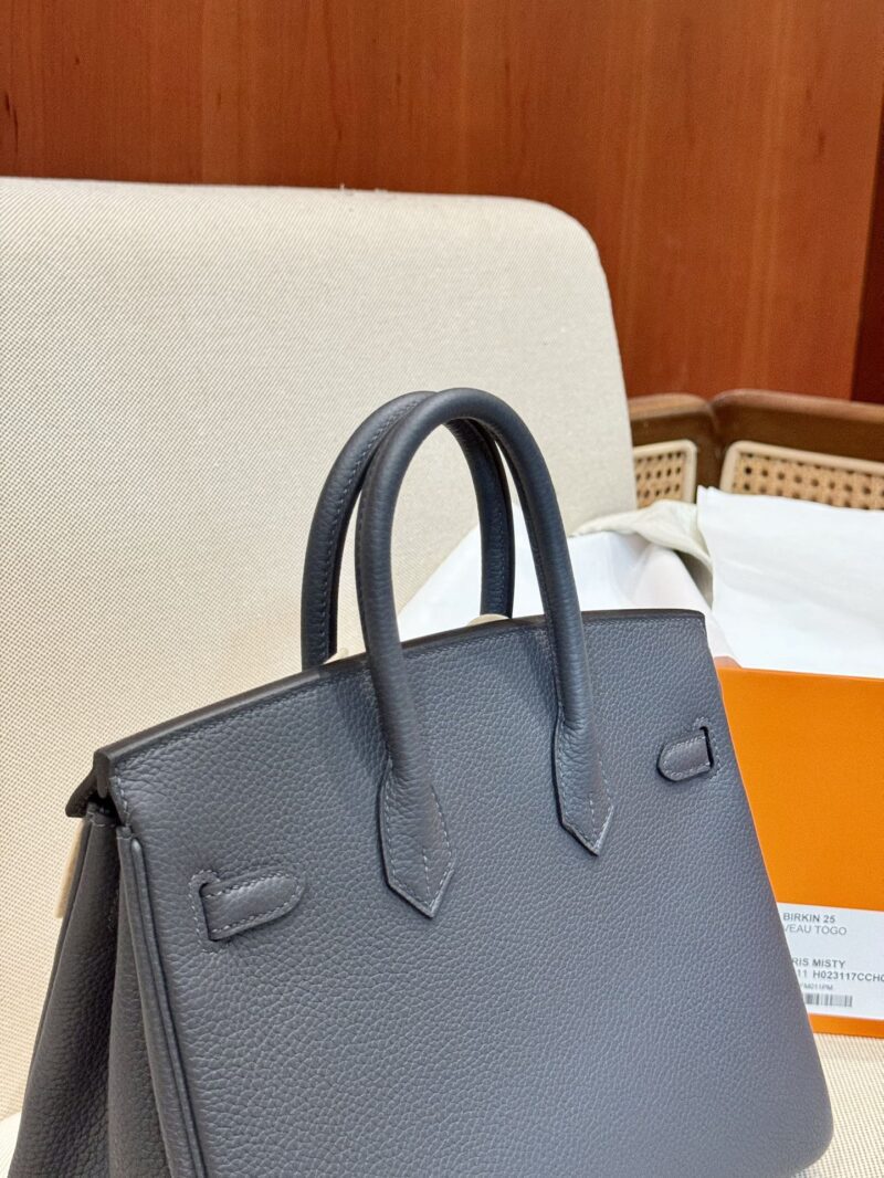 Hermès Birkin 25 Gris Misty, Gold Togo Gold Hardware - Image 16