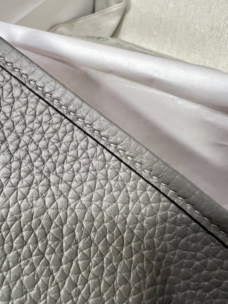 Hermès Mini Evelyne 16 Taurillon Clemence Etain Silver Hardware - Image 7