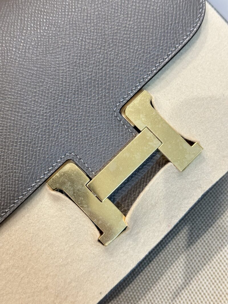 Hermès Constance 19 Etain, Gold Epsom Gold Hardware - Image 5