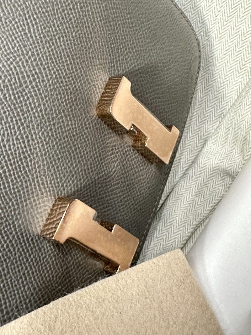 Hermès Constance 19 Gris Meyer Epsom Gold Hardware - Image 4