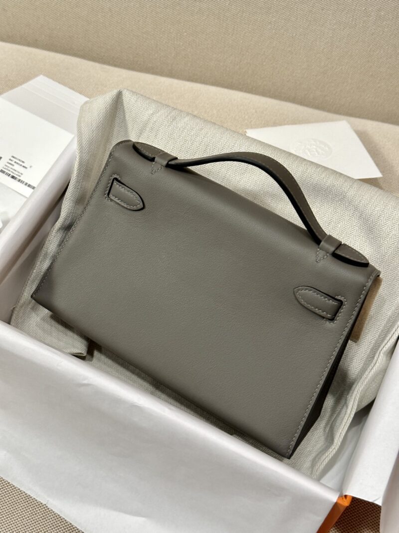 Hermès Kelly Pochette Etain Swift Gold Hardware
