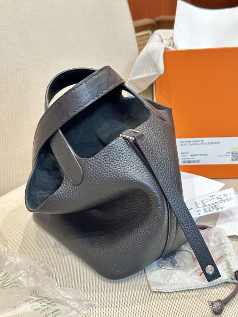 Hermès Picotin Touch 18 Taurillon Clemence & Ostrich Noir Silver Hardware - Image 4