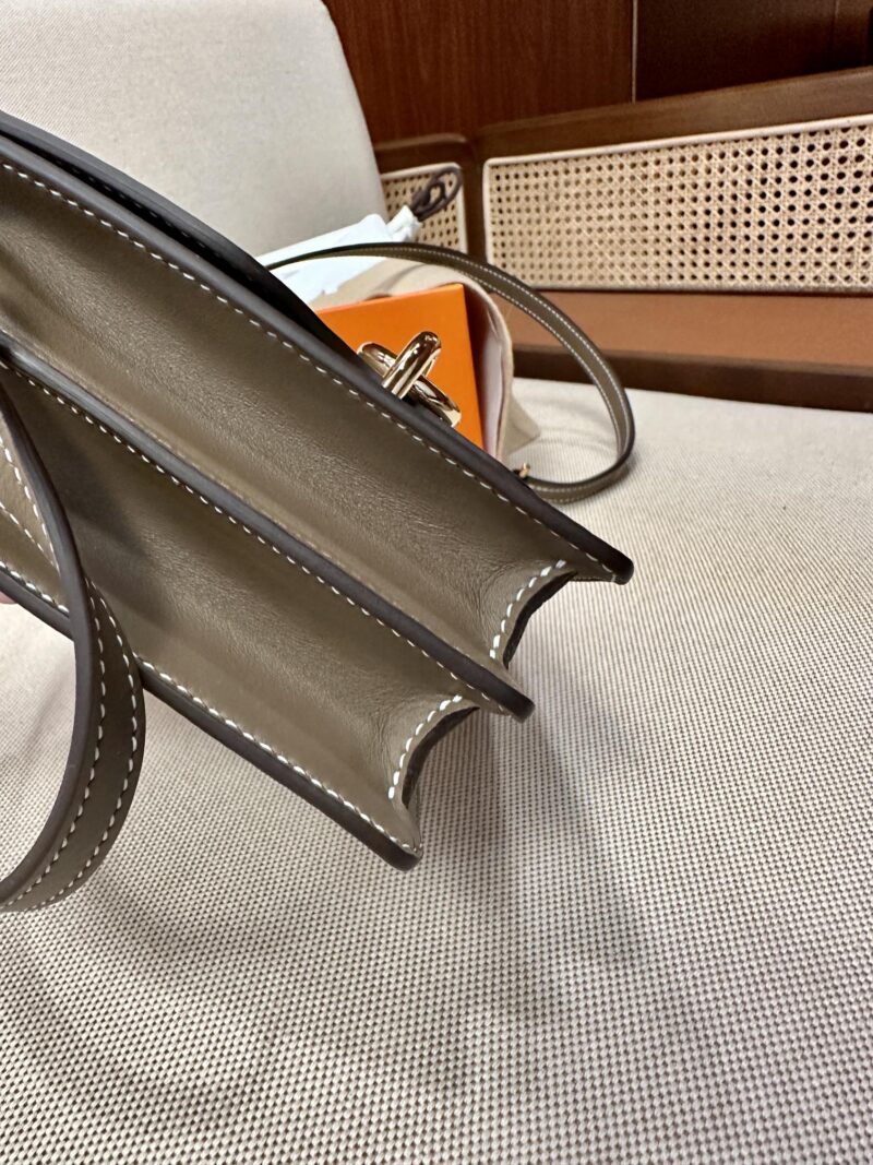Hermès Roulis 19 Swift Etoupe Gold Hardware - Image 4