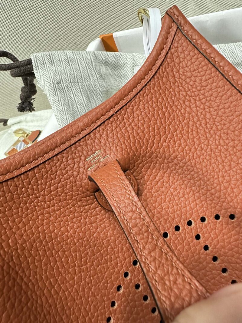 Hermès Mini Evelyne 16 Taurillon Clemence Cuivre Silver Hardware - Image 5