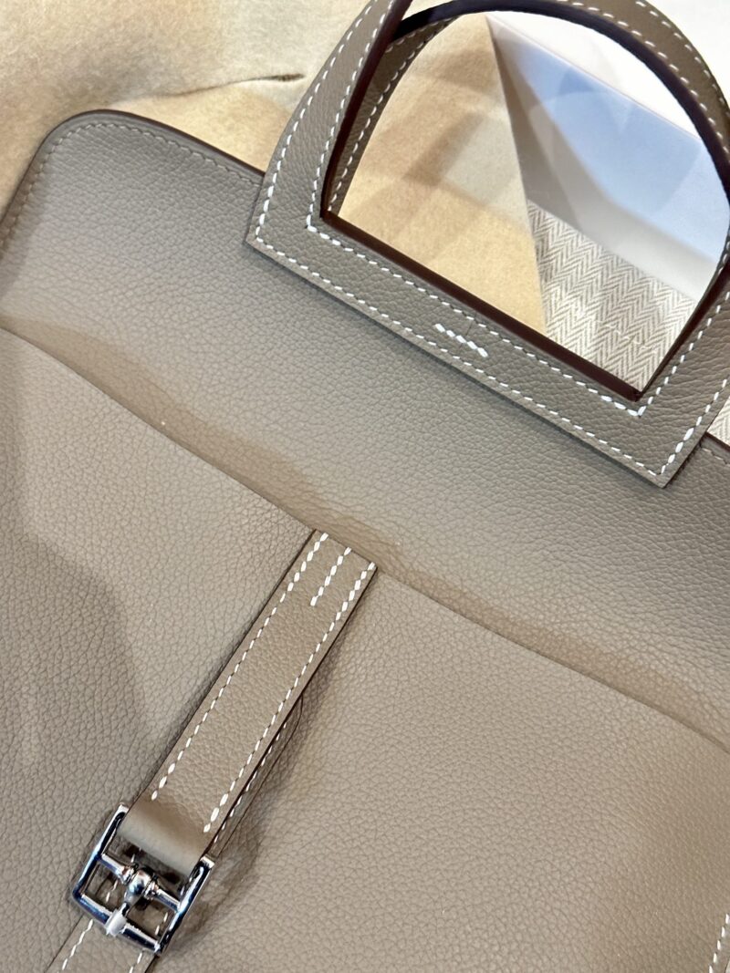 Hermès Halzan 25 Evercolor Etoupe Silver Hardware - Image 4
