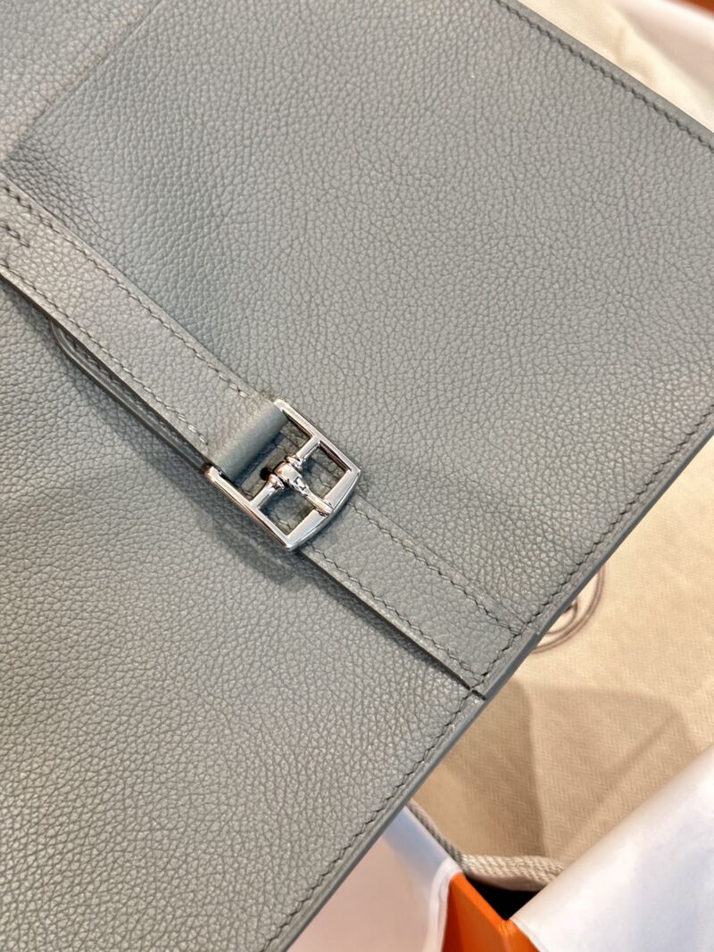 Hermès Halzan 25 Evercolor Vert Amande Silver Hardware - Image 6