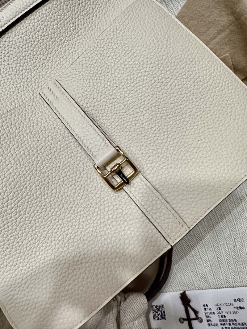 Hermès Halzan 25 Taurillon Clemence & Swift Nata & Sesame Gold Hardware - Image 8