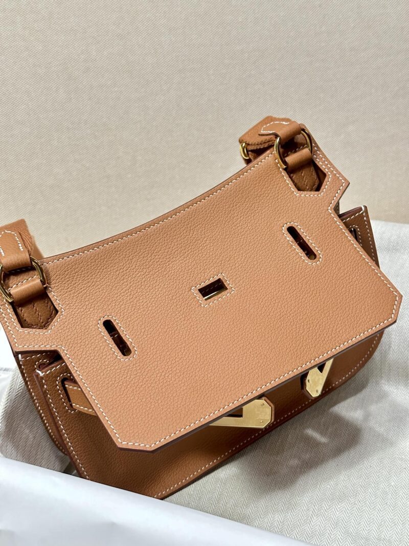 Hermès Jypsiere 23 Evercolor Gold Gold Hardware - Image 6